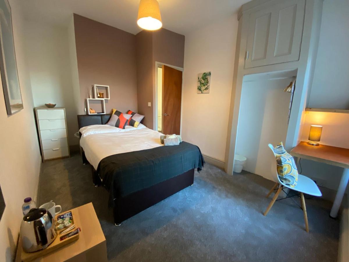 77 Underwood Lane Lägenhet Crewe Exteriör bild